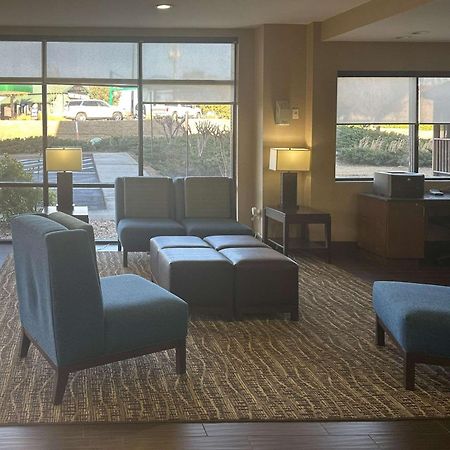 Comfort Suites Macon Exteriér fotografie