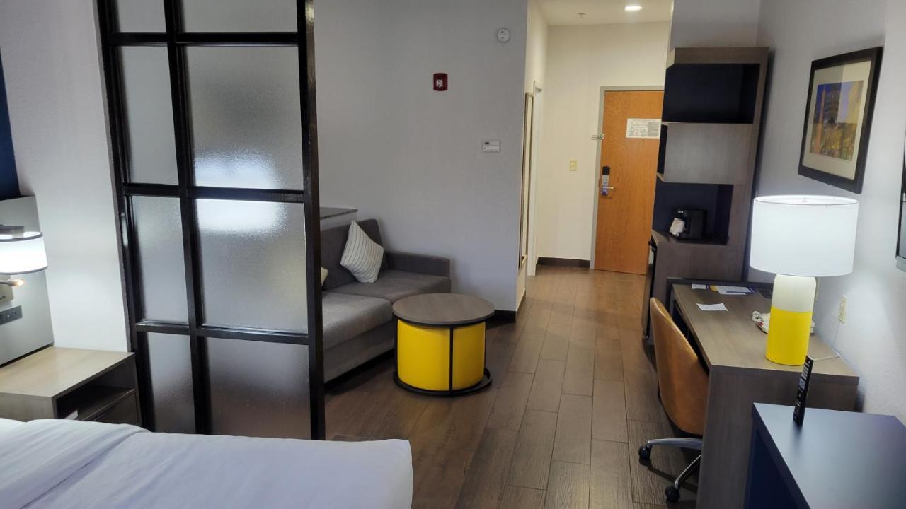 Comfort Suites Macon Exteriér fotografie