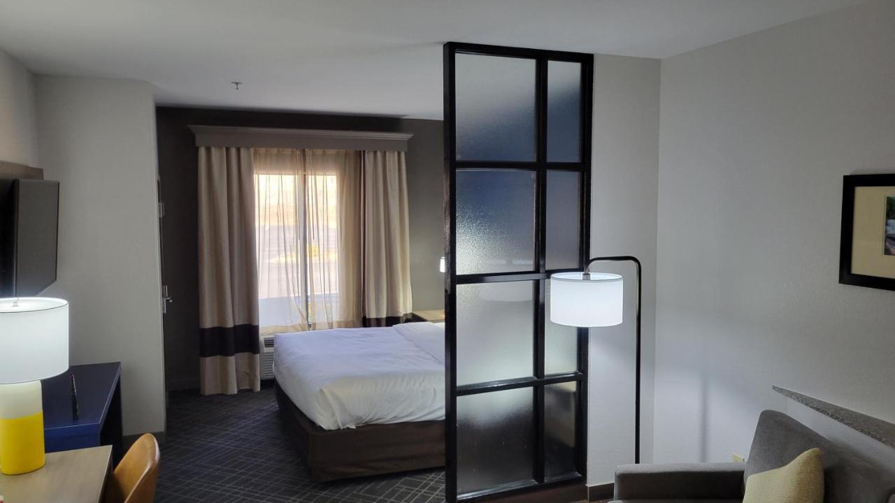 Comfort Suites Macon Exteriér fotografie