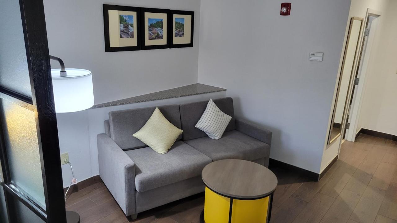 Comfort Suites Macon Exteriér fotografie