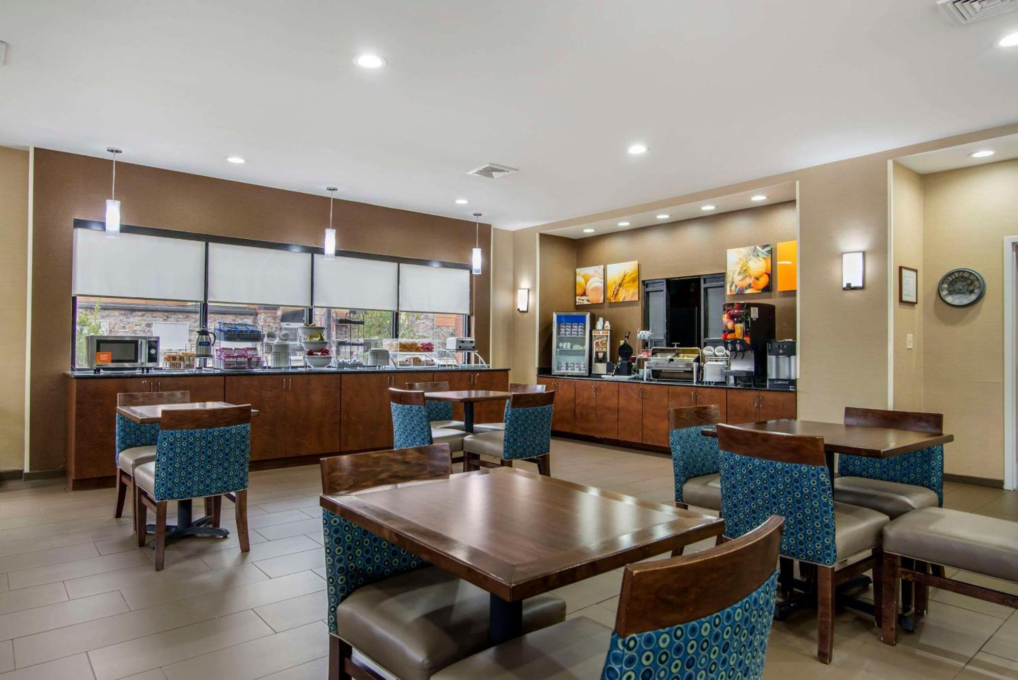Comfort Suites Macon Exteriér fotografie