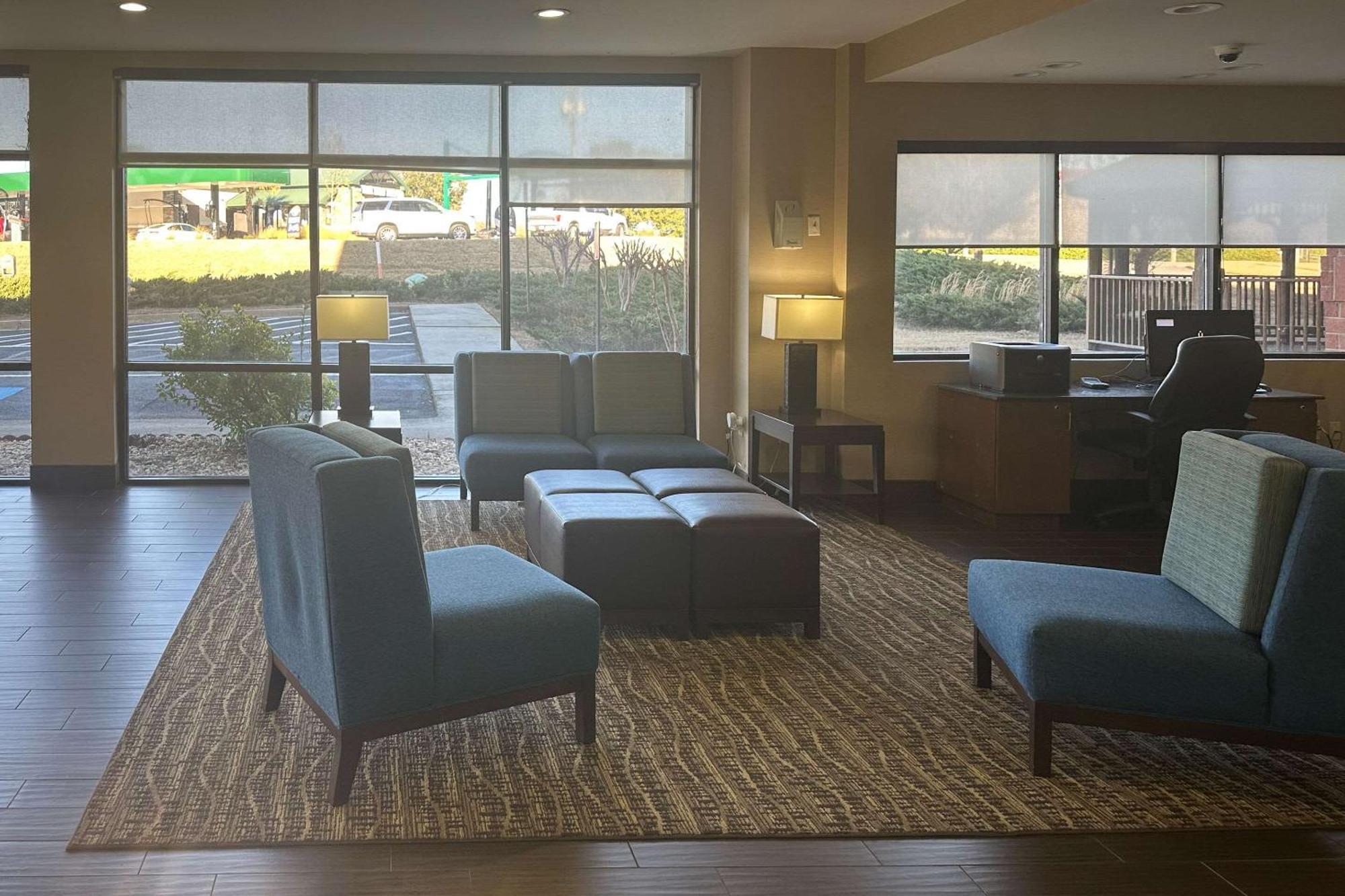 Comfort Suites Macon Exteriér fotografie